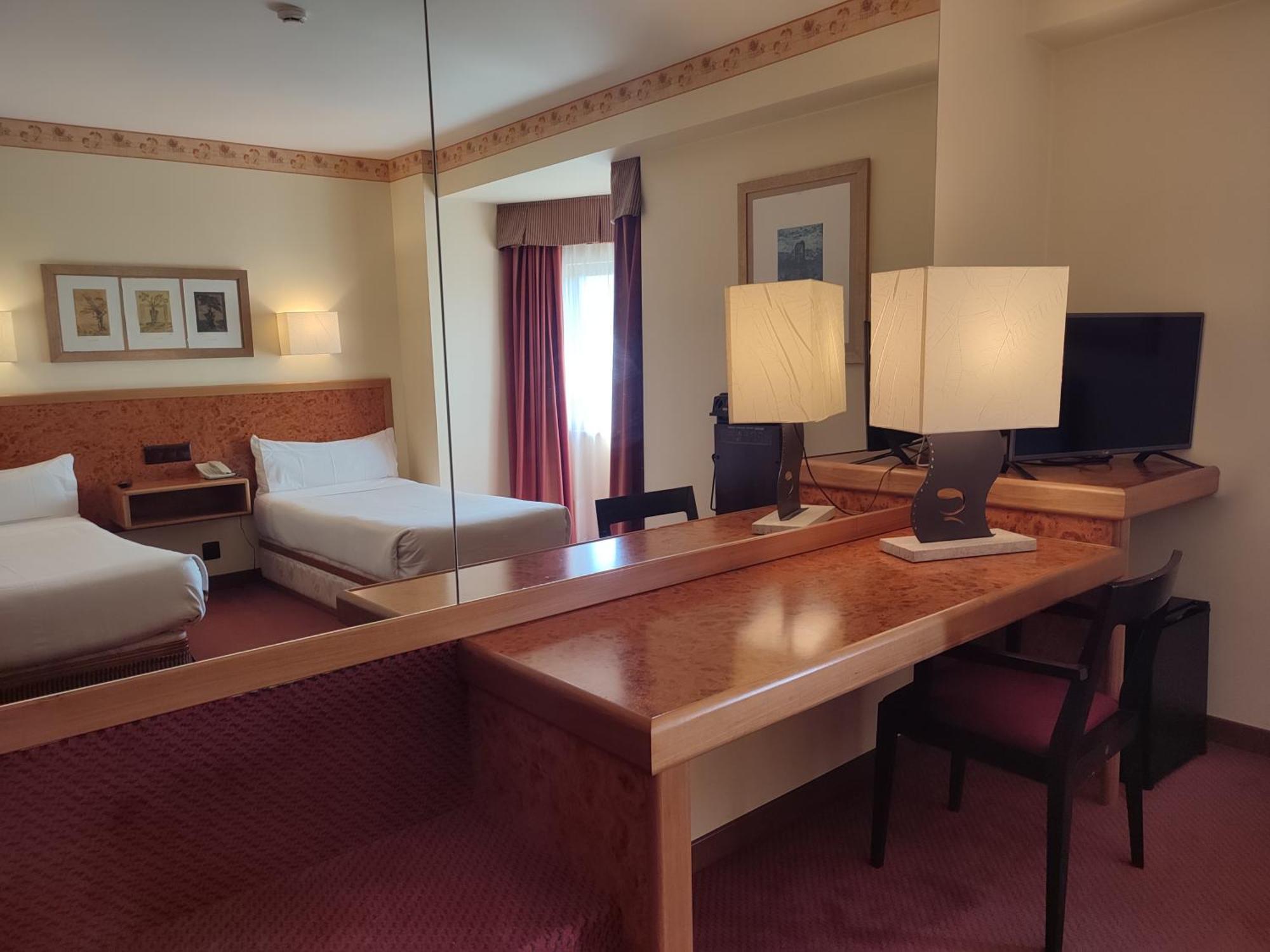 Hotel Sercotel Cuatro Postes Ávila Εξωτερικό φωτογραφία