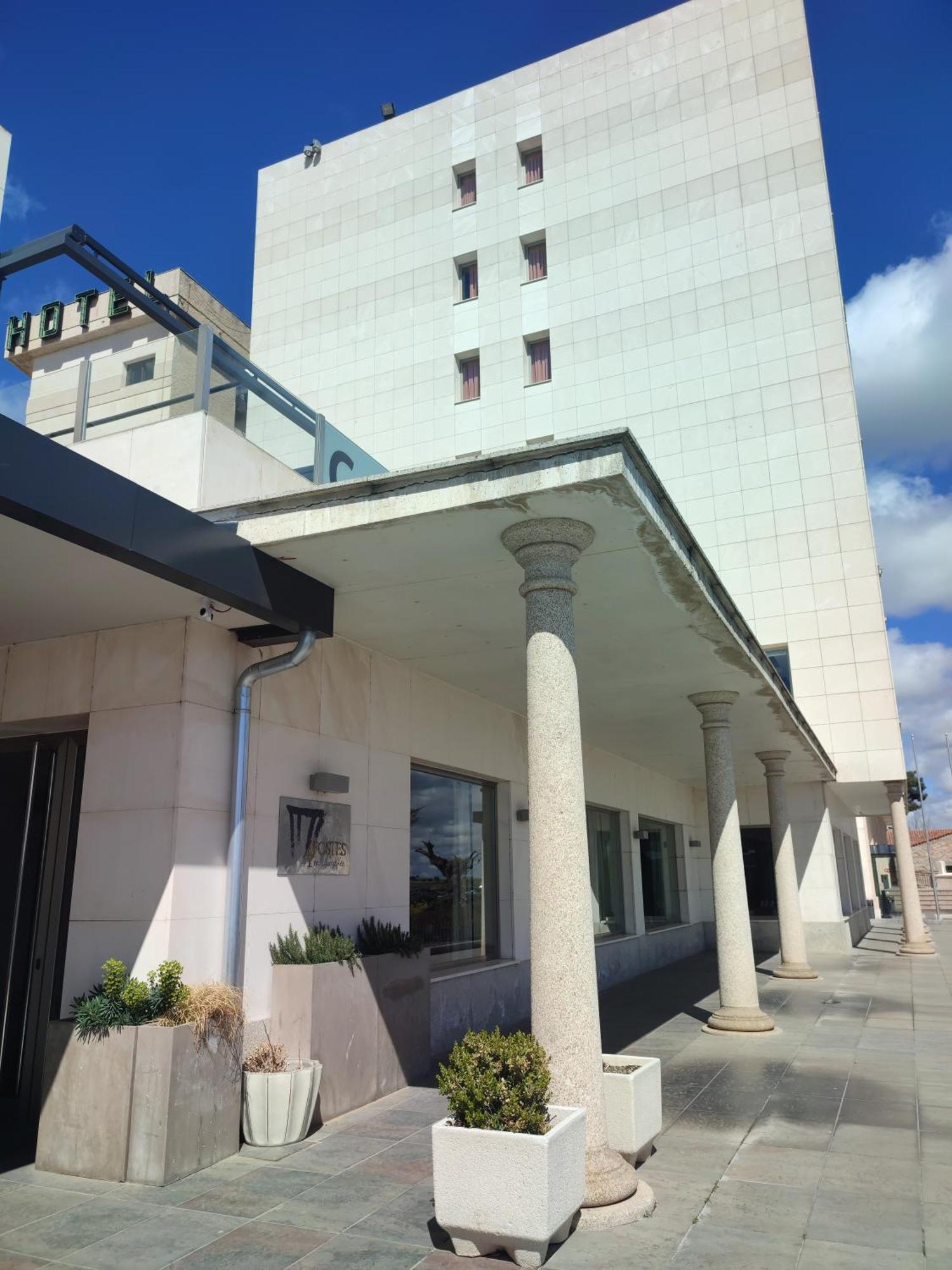 Hotel Sercotel Cuatro Postes Ávila Εξωτερικό φωτογραφία