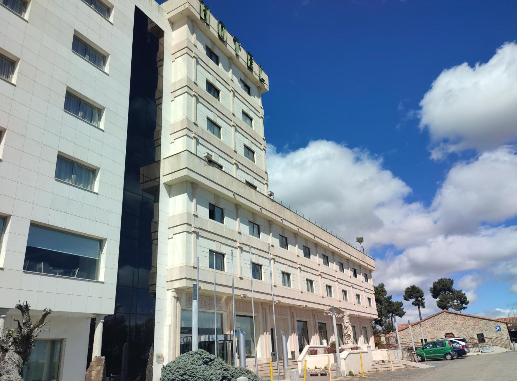 Hotel Sercotel Cuatro Postes Ávila Εξωτερικό φωτογραφία