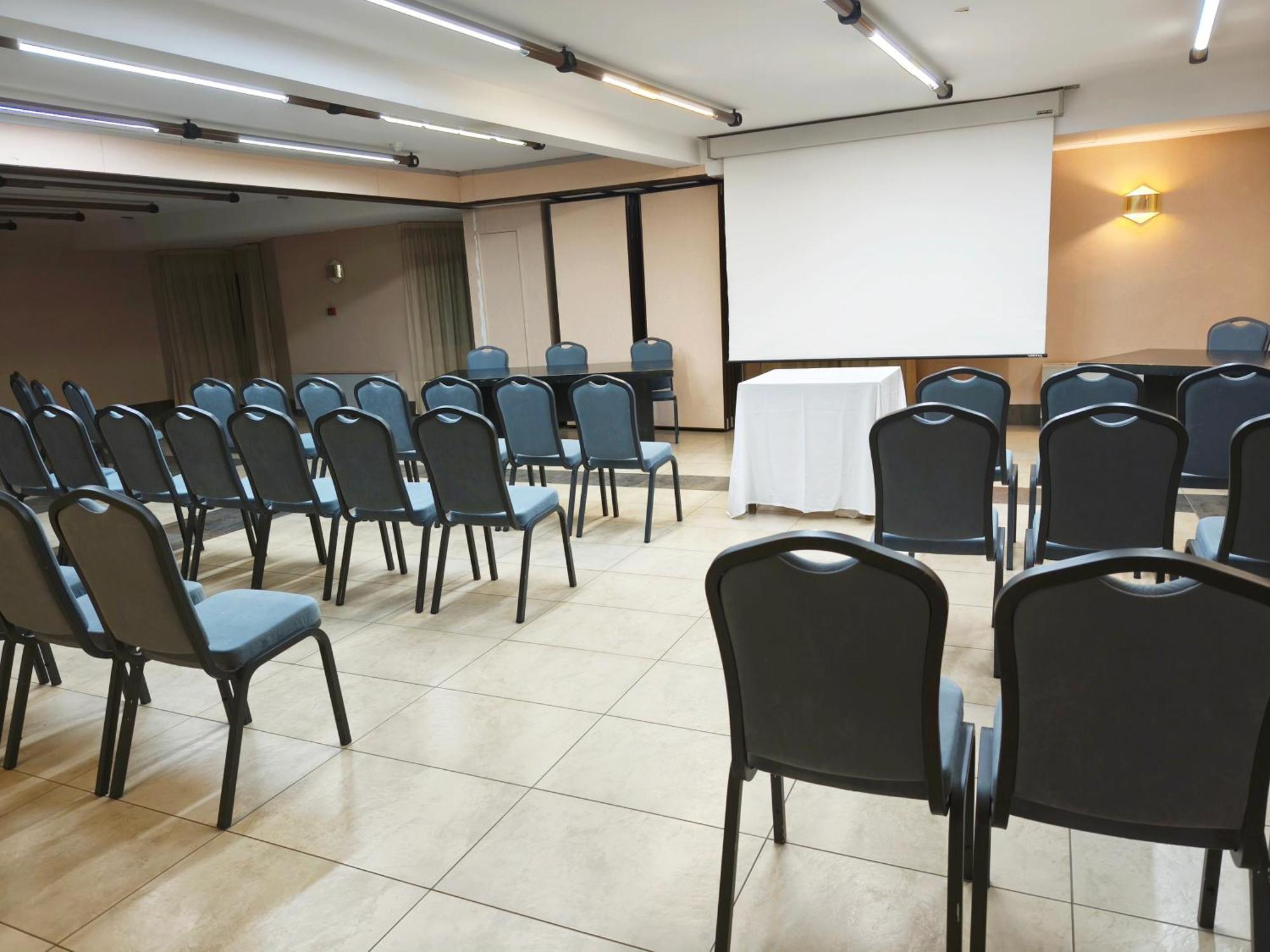 Hotel Sercotel Cuatro Postes Ávila Εξωτερικό φωτογραφία