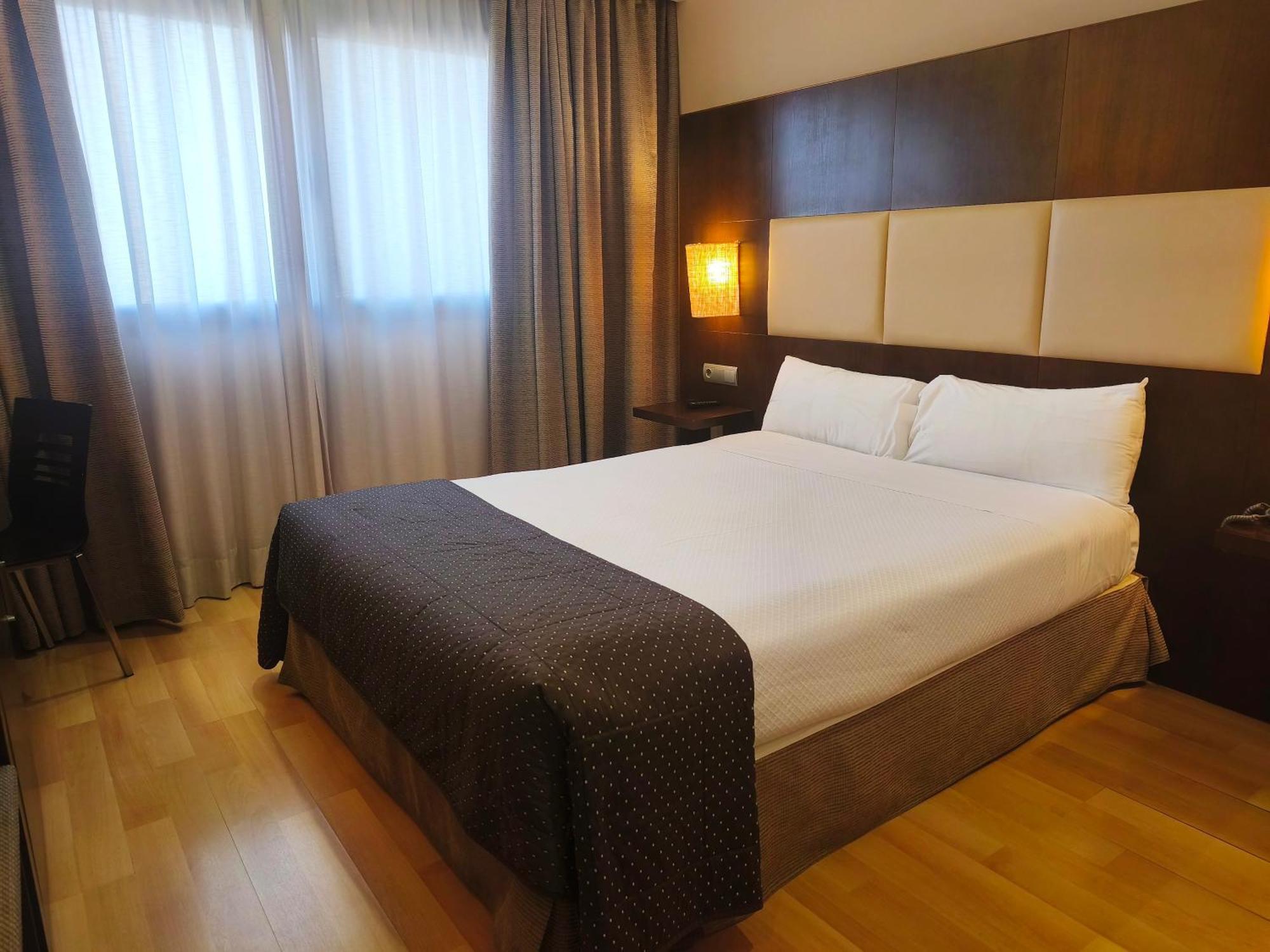 Hotel Sercotel Cuatro Postes Ávila Εξωτερικό φωτογραφία